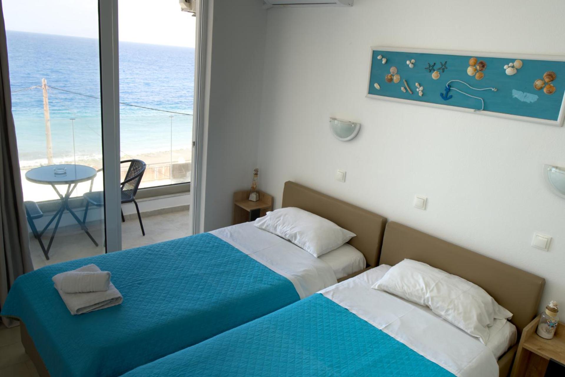 Lilian'S Seaview-Party Street-Youth Studios Rhodes City Exterior photo